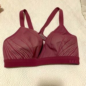 Lululemon sport bra